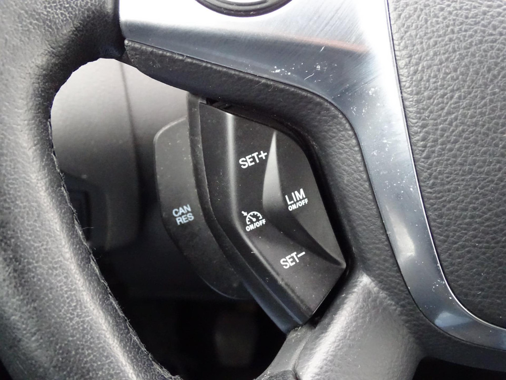 42801524-15.jpg