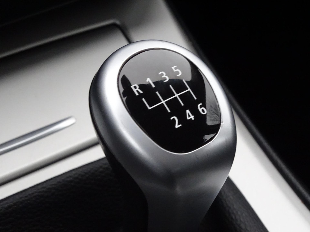 43221018-14.jpg