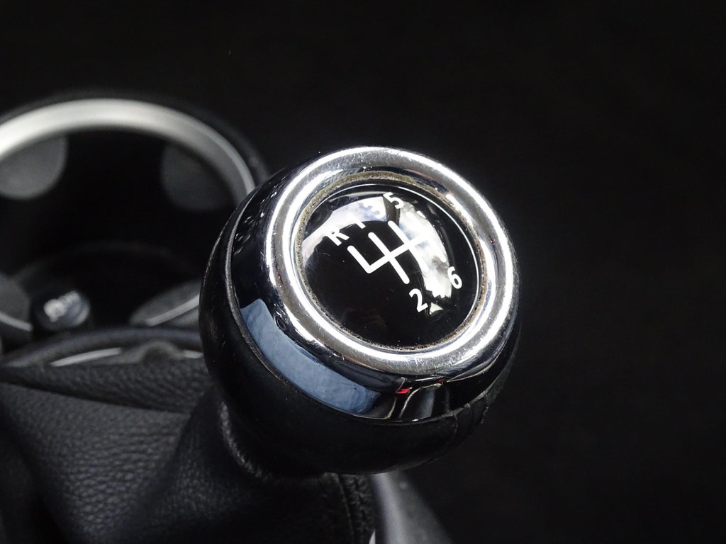 43679461-12.jpg