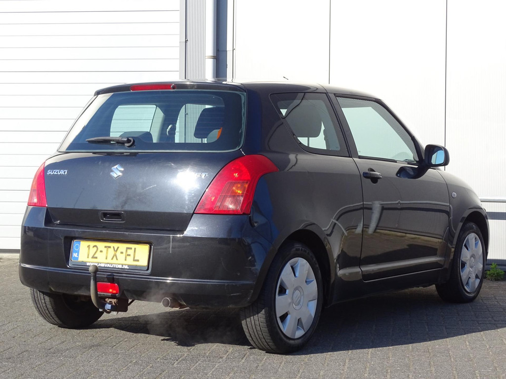43744268-7.jpg