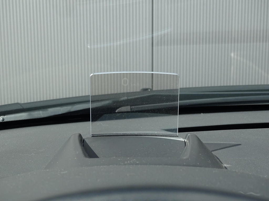 43909232-17.jpg