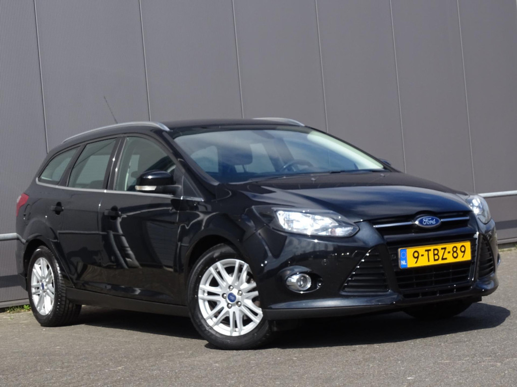 43909368-2.jpg