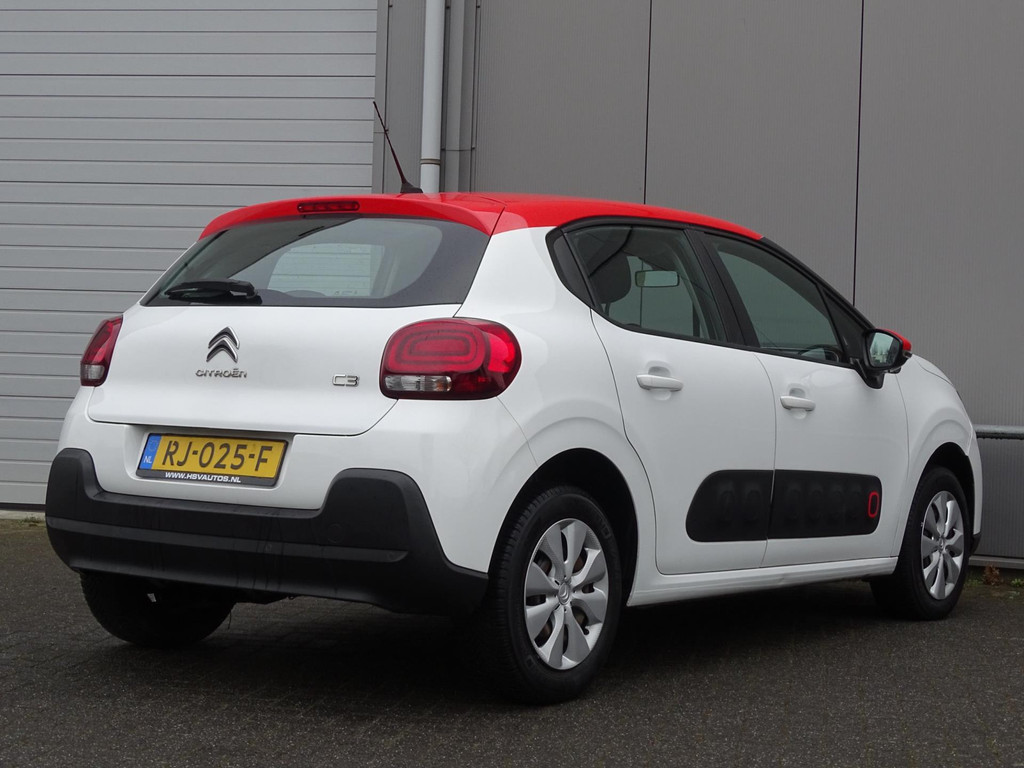 43910651-8.jpg