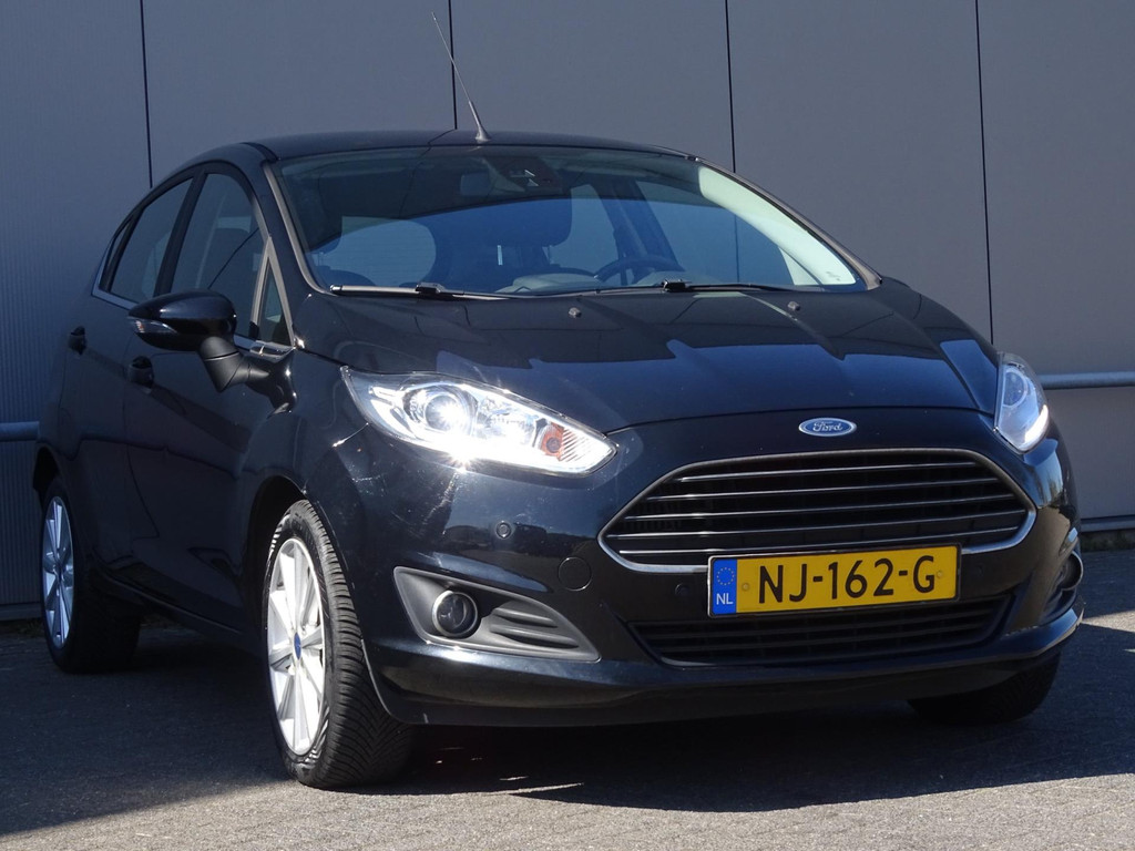 43996110-4.jpg