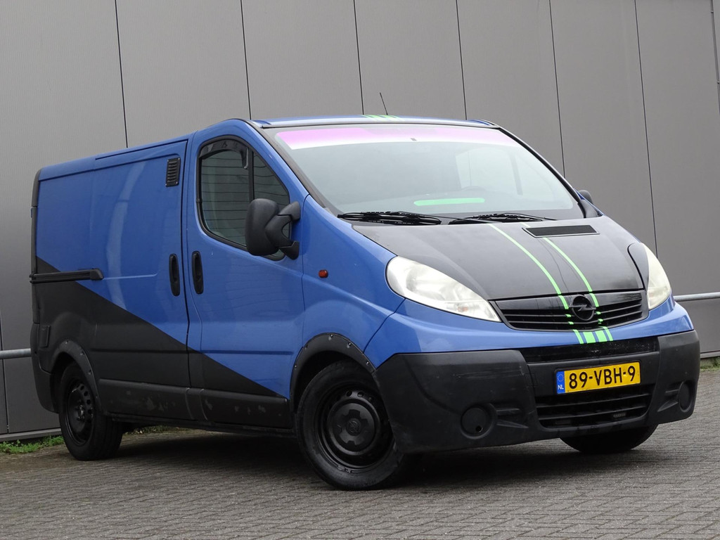 44017453-2.jpg