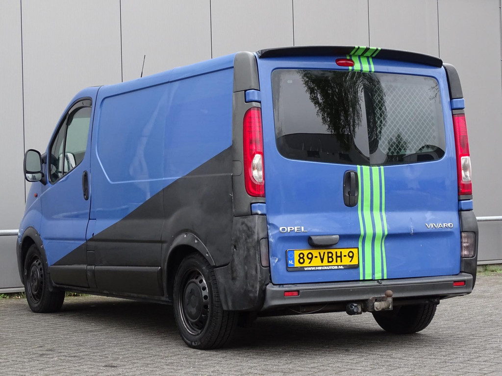 44017453-5.jpg