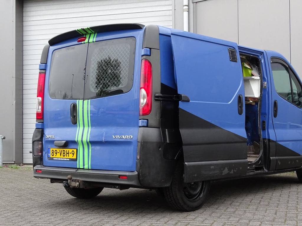 44017453-7.jpg