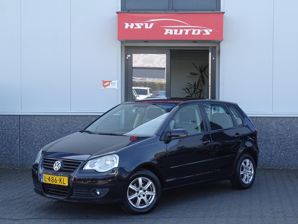 44018489-0.jpg