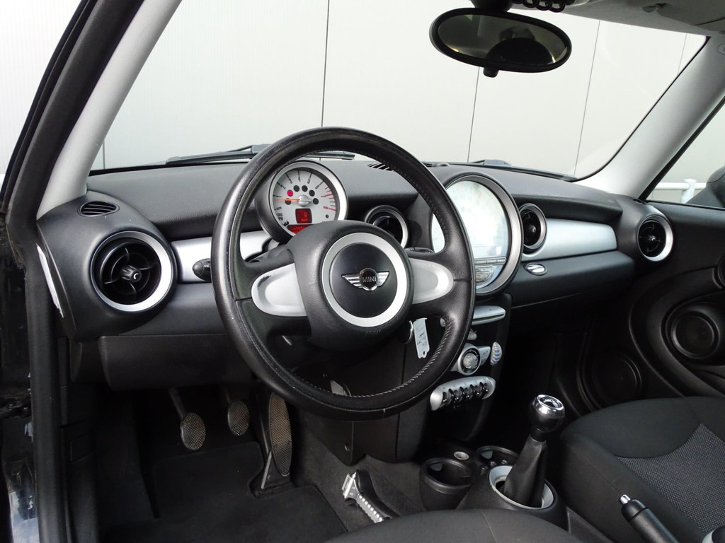 44036754-11.jpg