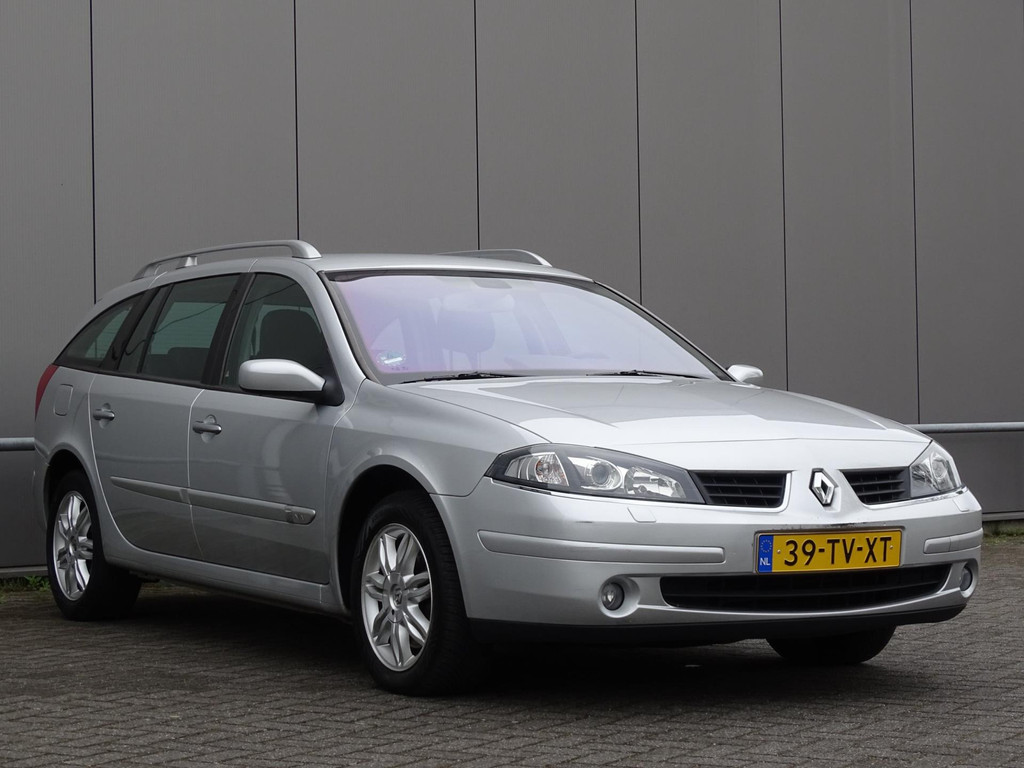 44224957-3.jpg