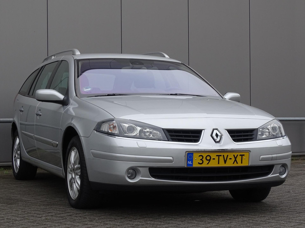 44224957-4.jpg