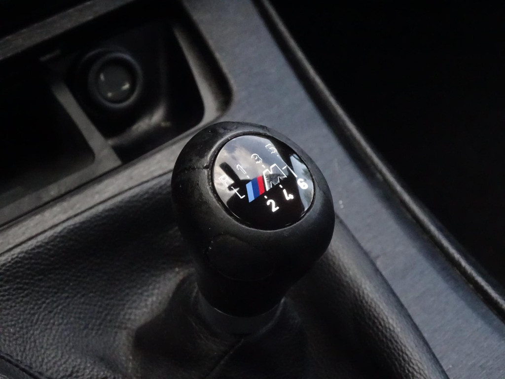 44291237-14.jpg