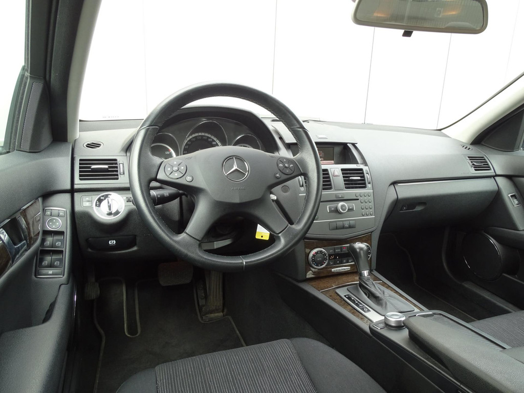 44930347-11.jpg