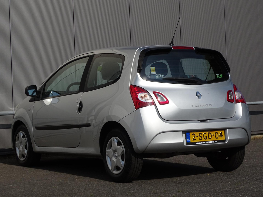 45242857-5.jpg
