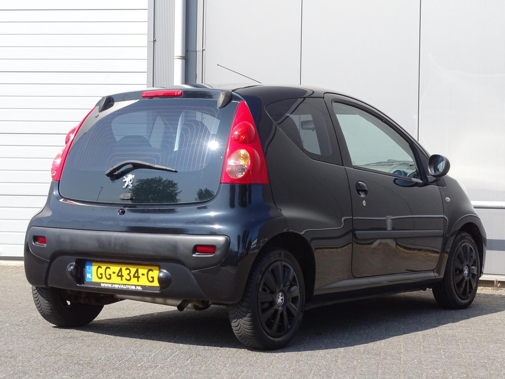 45408018-6.jpg