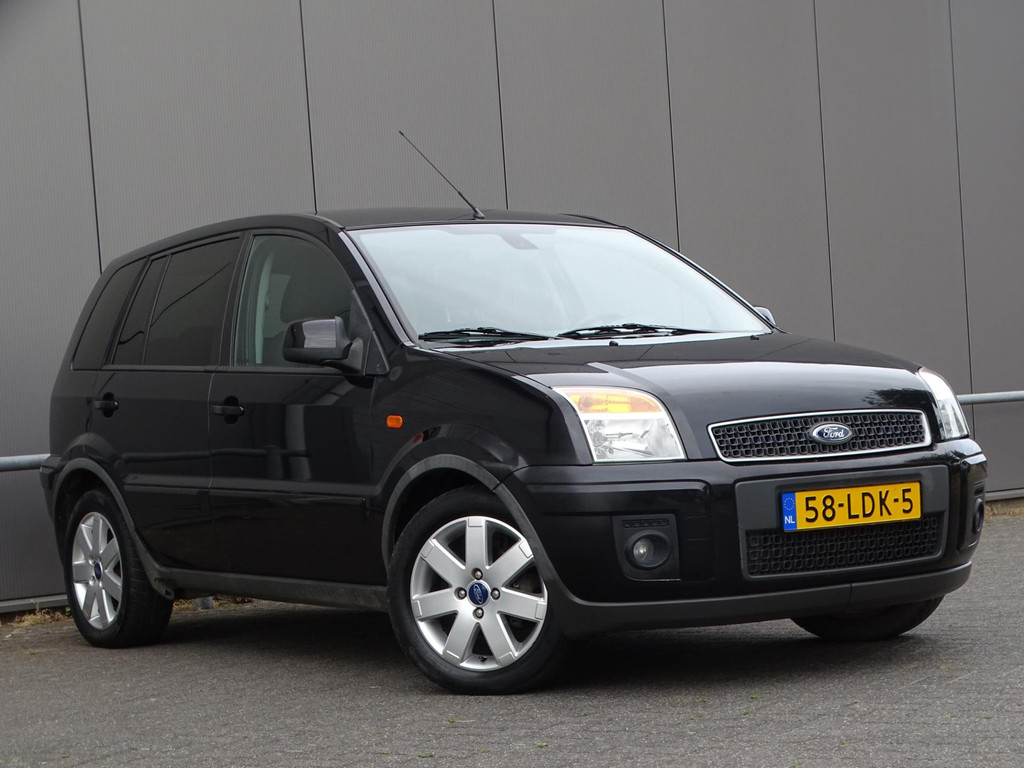 45627665-2.jpg