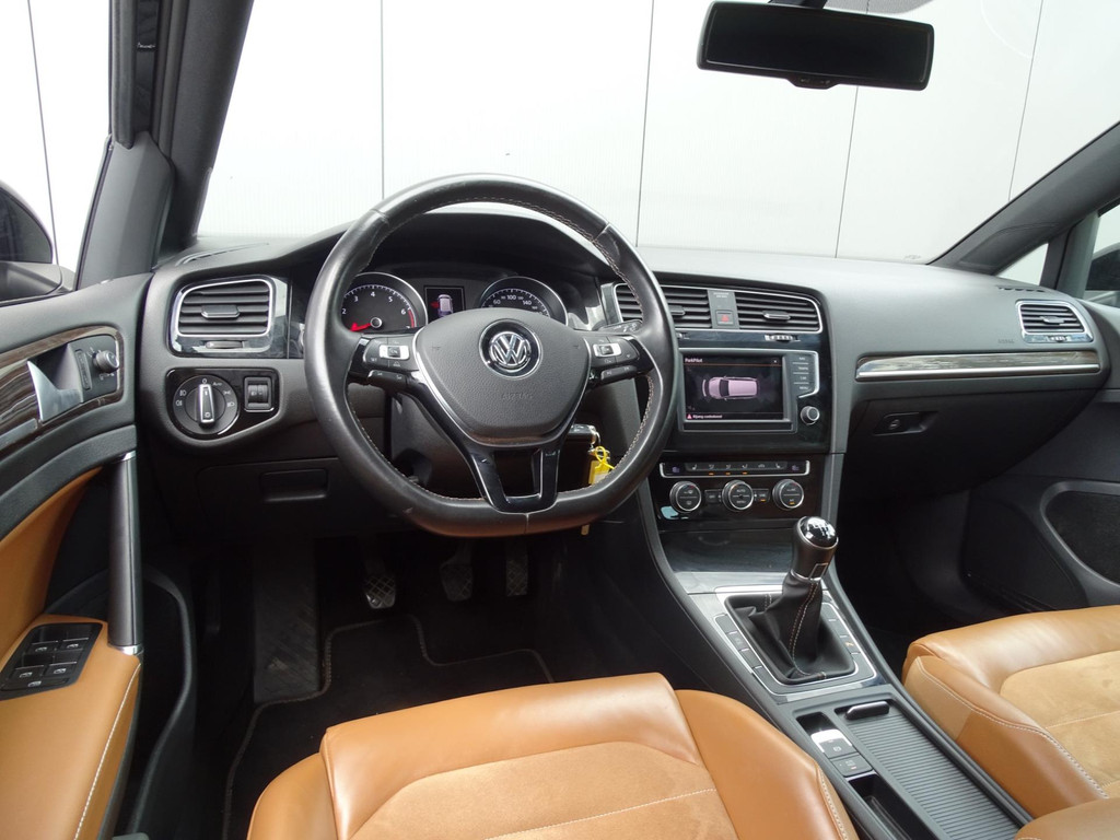 45756309-11.jpg