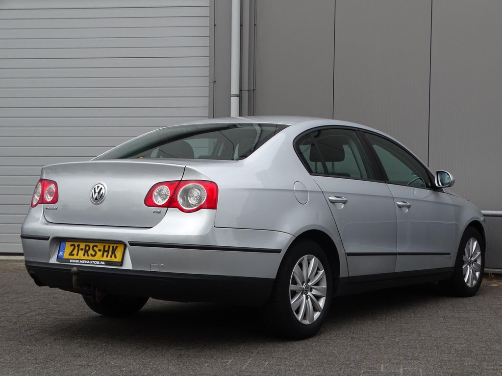 45911004-6.jpg