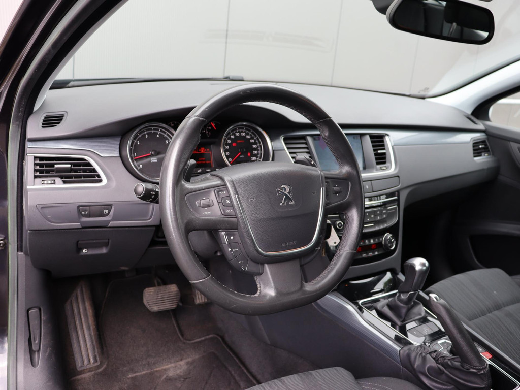 46221542-10.jpg