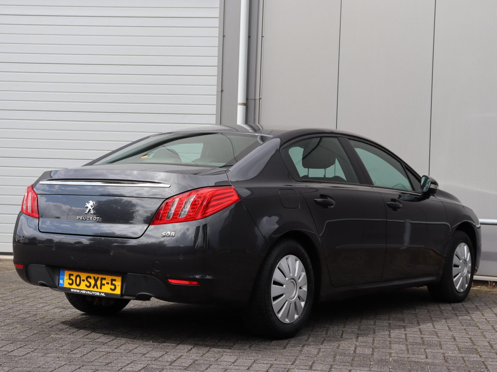 46221542-7.jpg