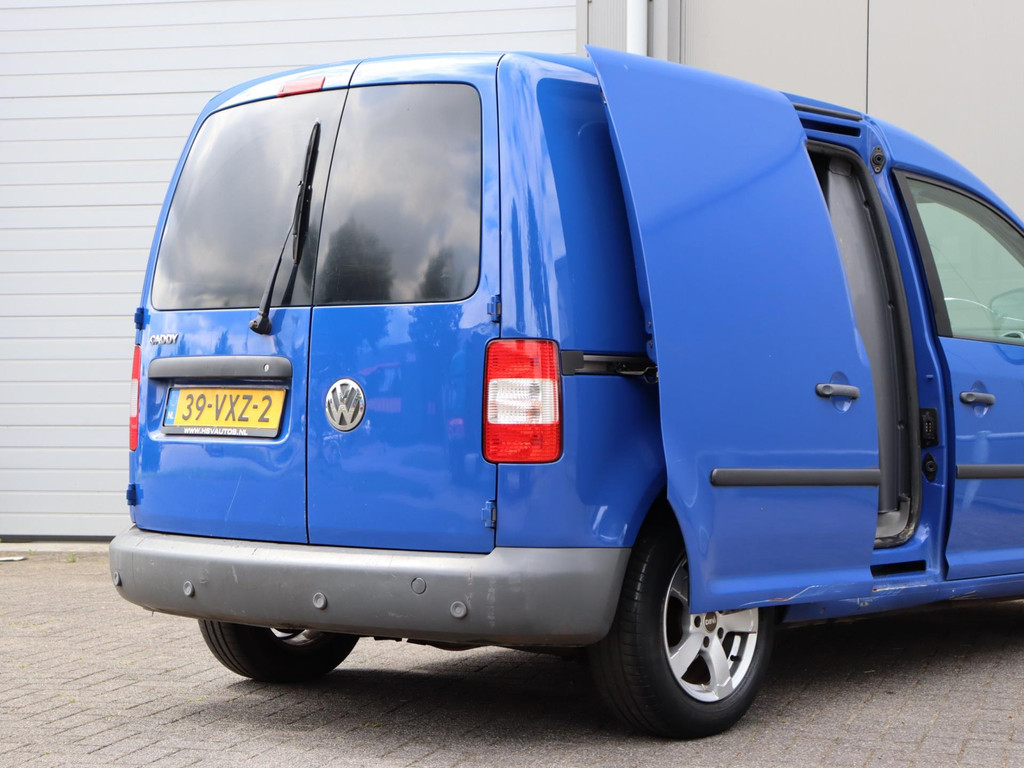 46222179-7.jpg