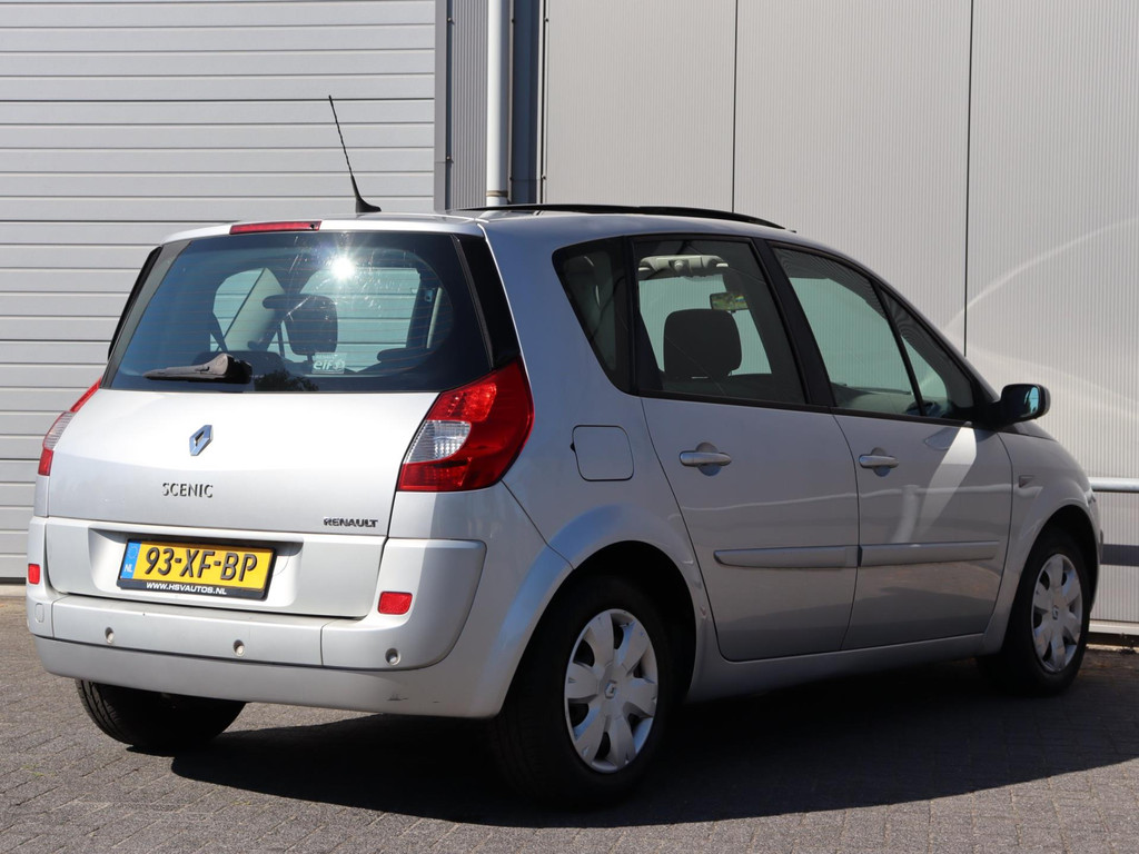 46390559-6.jpg