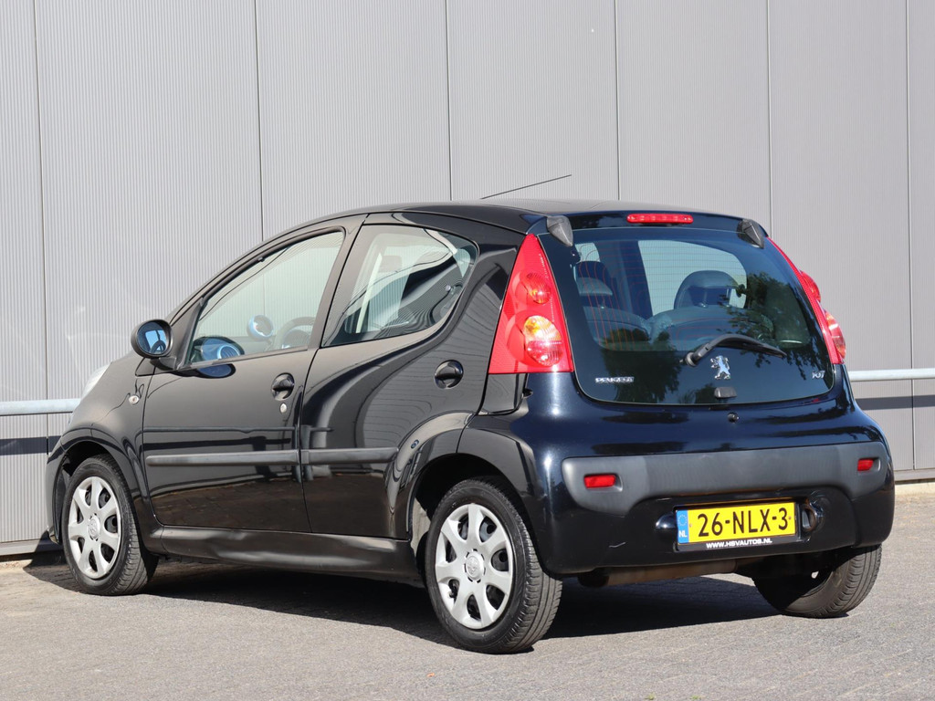 46998170-6.jpg
