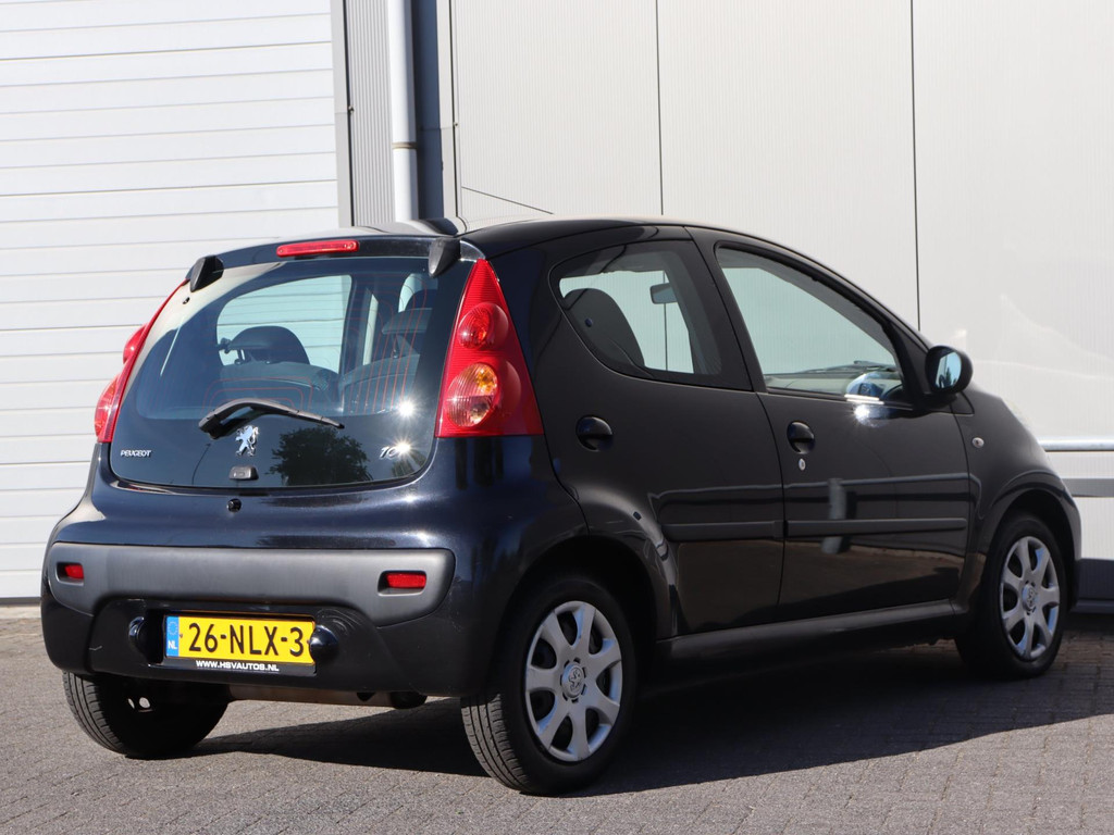 46998170-7.jpg
