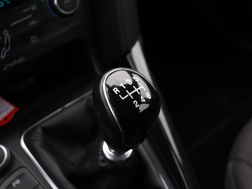 47511218-14.jpg
