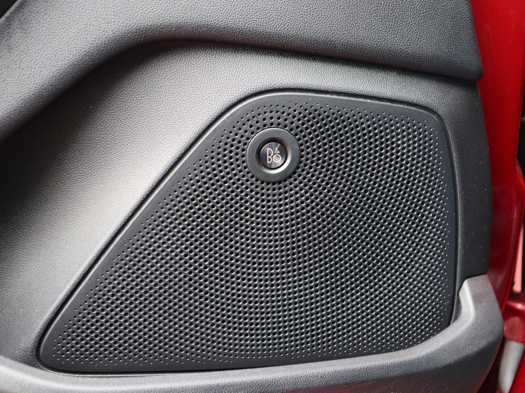 47988544-10.jpg