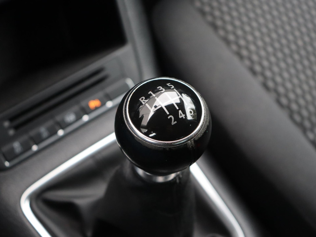 48410422-12.jpg