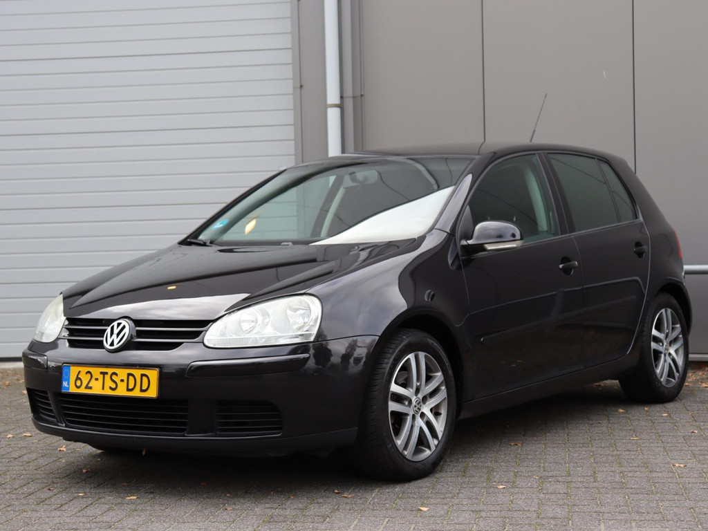 48490625-4.jpg