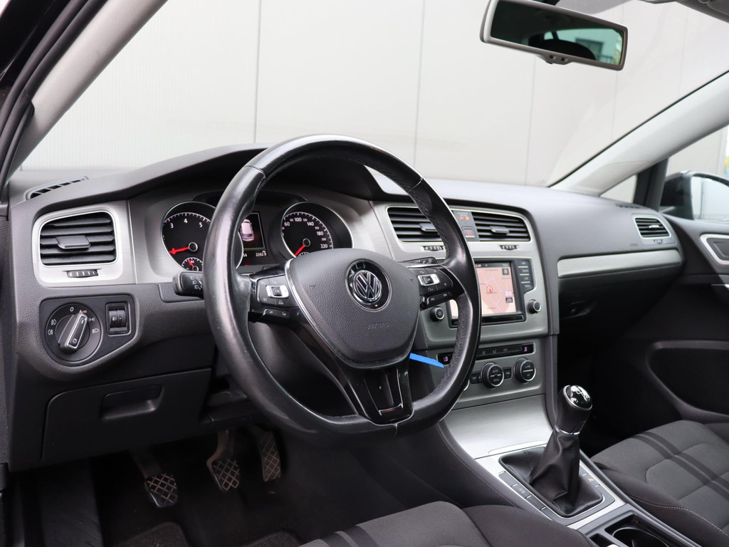 48490886-10.jpg