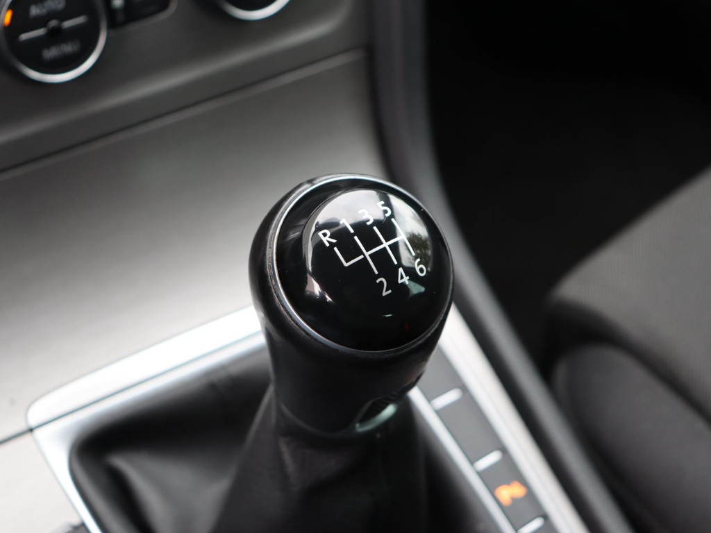 48490886-14.jpg