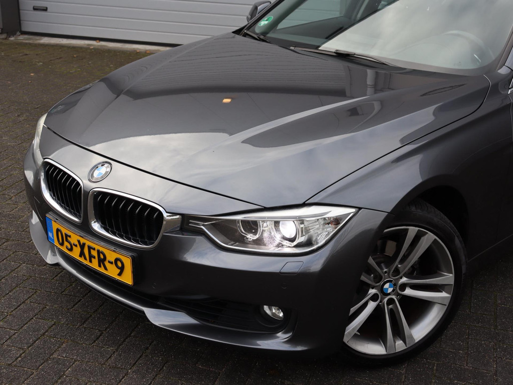 48561644-6.jpg